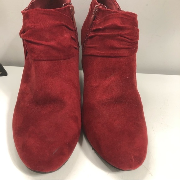 CL by Chinese Laundry Knot Wedge Ankle Bootie, size 10 - Picture 3 of 9